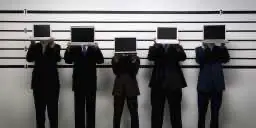 Anonymous стали жертвами хакеров