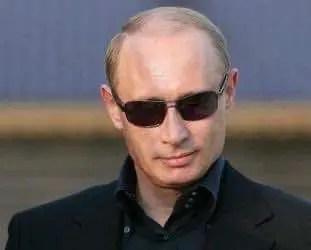 Путин выступил против создания барьеров в киберпространстве