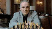 Гарри Каспаров: биткоин расширяет возможности общественности и защищает диссидентов